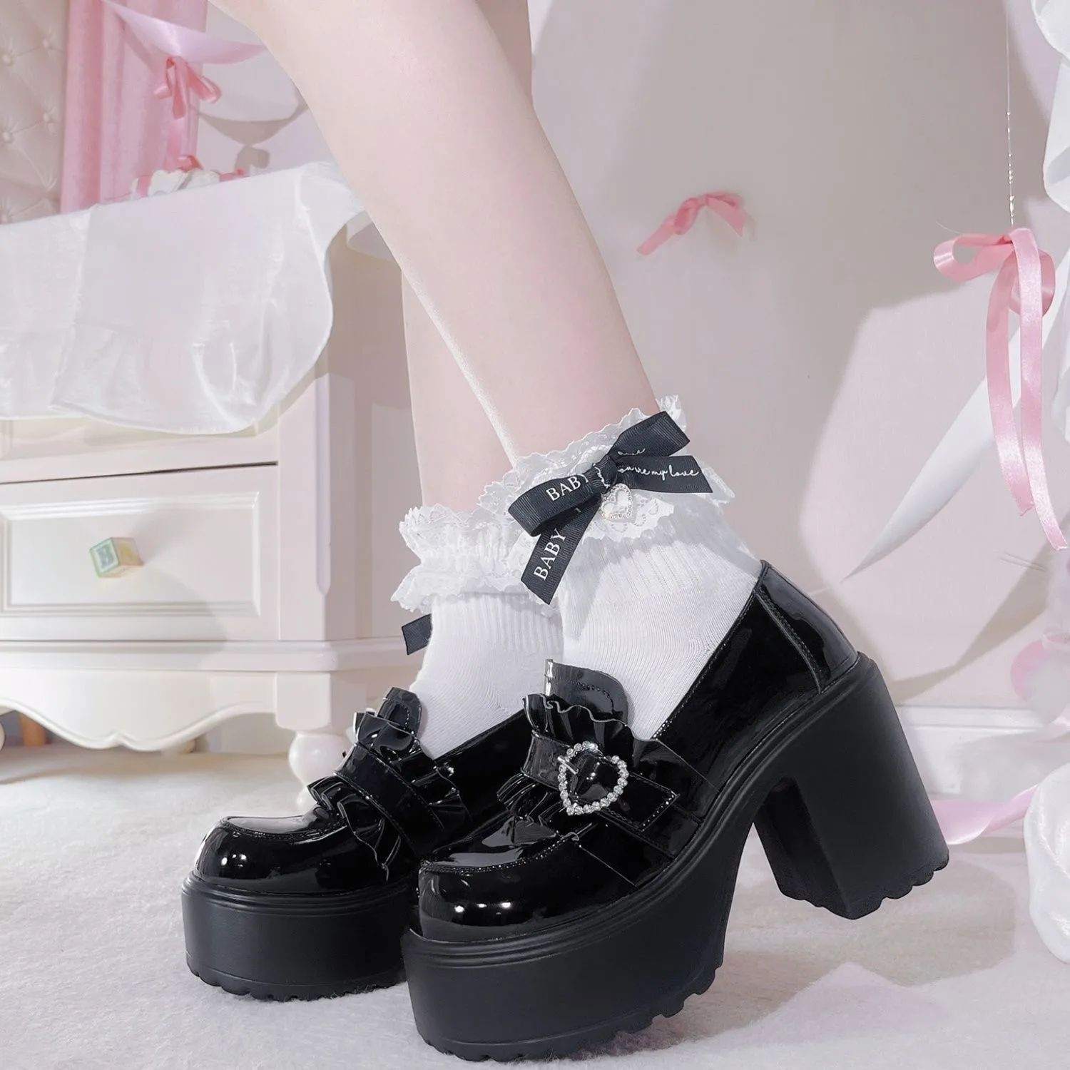Women'S Fashion Designer Clothes - Sepatu Kulit Kecil Mary Jane Sol