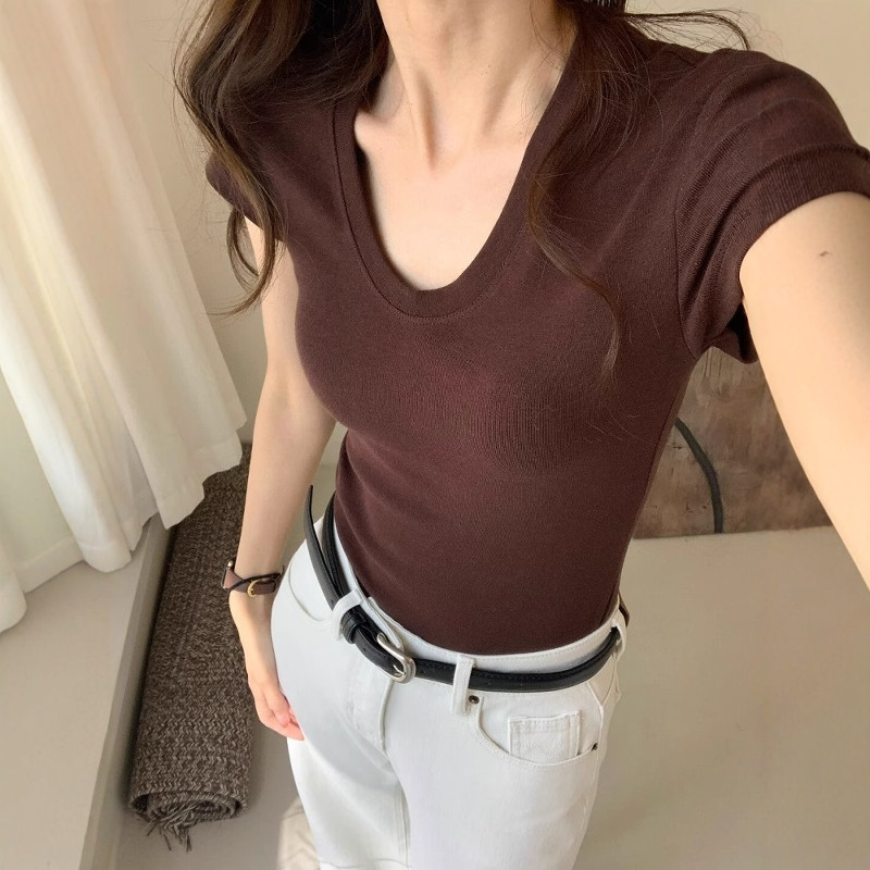 Women Fashion Blouse - Kaos Wanita Lengan Pendek Kerah U,