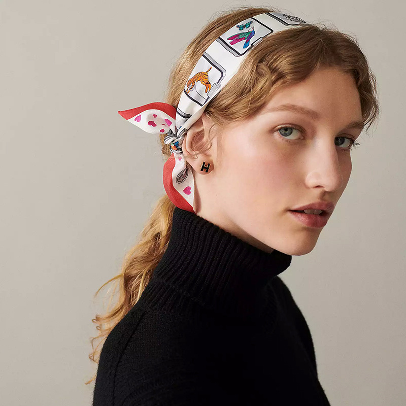 Syal kepala leher sutra kecil  - Women'S Fashion Hats ulasan dan harga