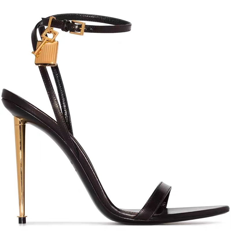 Sandal Wanita Dekorasi Kunci K - Women'S Fashion Show ulasan dan harga
