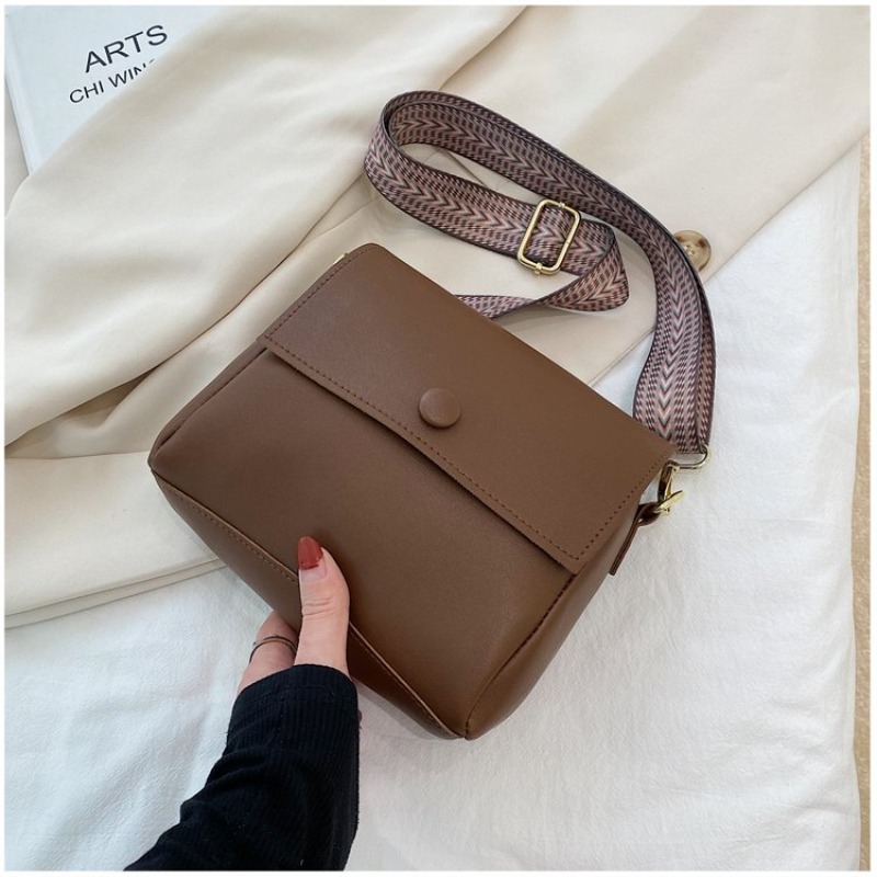 Tas Popok Desainer Ikonik Untu - Women Fashion Icon ulasan dan harga